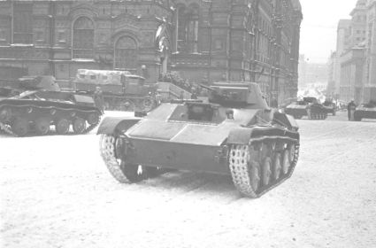 Т-60 - лёгкий танк, материальная часть 33 танковой бригады.