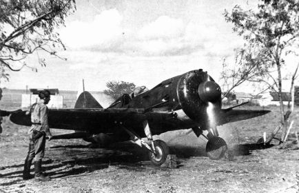 И-16 (ЦКБ-12) - советский одномоторный истребитель -моноплан, материальная часть 22 истребительного авиационного полка.