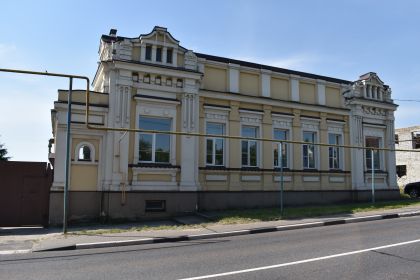 дом Шараповых в слободе Михайловка после реконструкции