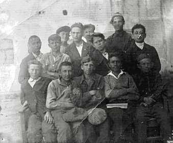 Май 1939г., г. Семипалатинск. Средняя школа №21 (2-я школа ТуркСиба). Одноклассники.