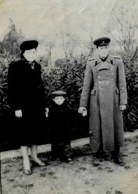 Николай Павлович с женой и сыном