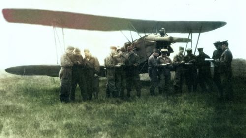 технический состав полка у самолета У-2 (По-2).