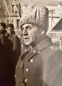 Гвардии полковник БОГУСЛАВСКИЙ М. Д.