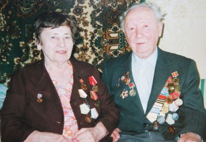 Виктор Маркушкин с супругой Анной, празднование Дня Победы 2005