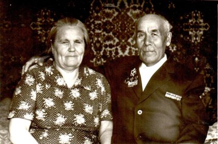 Дедушка Константин и бабушка Евдокия Шумихины