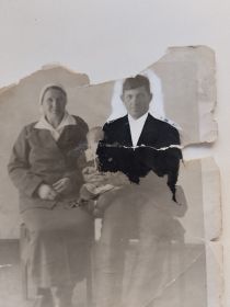 Мой прадед, прабабушка и бабушка за месяц до начала войны