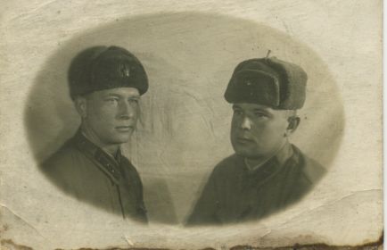"На память родителям и братьям от П. Берснева. Февраль 1943 г. г. Белорецк"