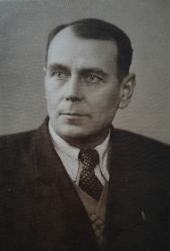 Брат Всеволода Александровича - Михаил Александрович Лестев, служил на фронте с осени 1942 по октябрь 1944 г.г.
