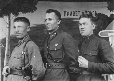 Малинин Афонасий Степанович (справа)