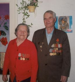 С мужем Тюневым Николаем Ивановичем