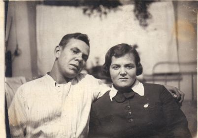 Балдина Г.А. с братом Балдиным Ю.А.  (до войны)