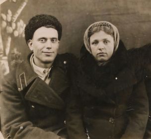 Орлов Кузьма Матвеевич и Орлова Марта Климентьевна. 1948 г.