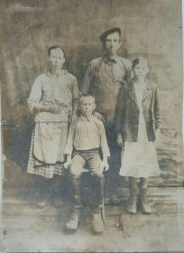 Семейное фото перед войной