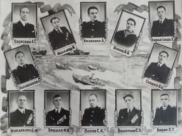 Одногруппники Ленинградского мореходного училища 1952-1953 г.г. Ветеран в верхнем правом углу.