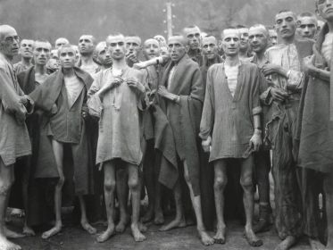 Концентрационный лагерь Дахау (Konzentrationslager Dachau). Советские военнопленные.