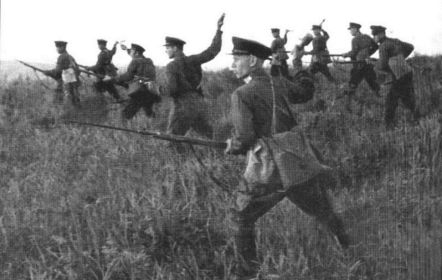 1941. Советские пограничники. Штыковая атака на прорыв.