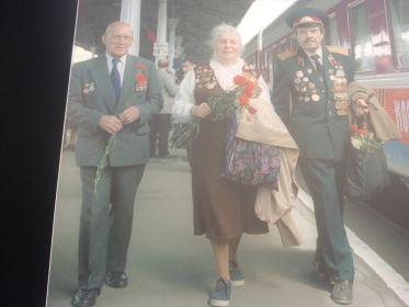 Июль 2004 г.  Поездка ветеранов МПС- РЖД в г. Смоленск