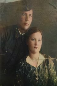 Николай Иванович с сестрой Анной Ивановной