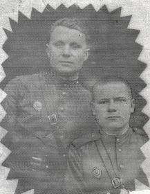 Пётр Изосимович с боевым товарищем