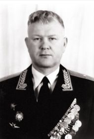 Генерал - майор авиации ЮСПИН В. К.