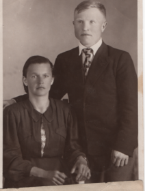Александр Логинович с женой Валентиной Яковлевной