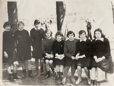 Середская школа 10 класс, 1968г