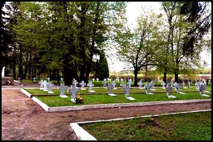 Stalag I B Хохенштайн (Hohenstein). Кладбище военнопленных.