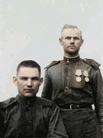 рядовой Голубцов и сержант Перелогин.