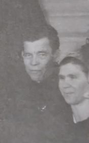 Ишимов Степан Игнатьевич с женой Рукосуевой Варварой Трофимовной