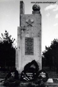 Oflag 68 Зудауен (Sudauen), Stalag I F Зудауен (Sudauen). Лагерное кладбище. Мемориал погибшим советским военнопленным.