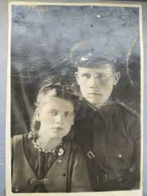 Бабушка с мужем 1944 год