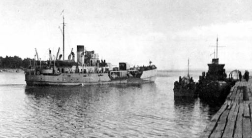Советская канонерская лодка «Зея» (тип «Амгунь») на Ладожском озере