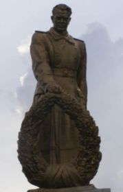 Памятник на братской могиле в Конотопе
