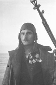 Гермогенов Б.Г., Керчь, 1944г.