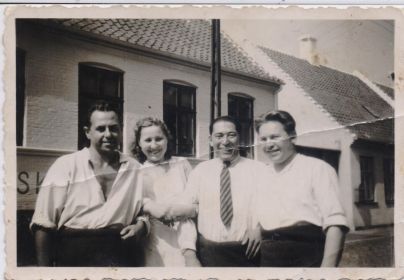 Дания, остров Лангеланн, город Рудкебинг, 11.08.1945 лазарет, первый слева