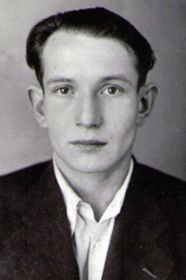 Старший лейтенант ЕСЕНИН К. С.