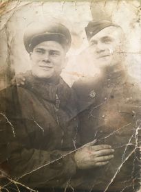 Леонид Отдельнов с Петром Матиссеном. Июль 1944