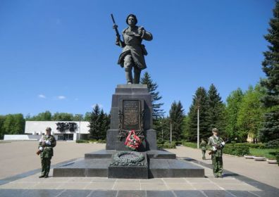 г. Великие Луки. А. Матросов