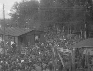 Stalag VII B Мемминген (Memmingen). Освобождение лагеря в 1945 году, в т. ч. американских военнопленных.