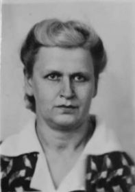 Ушакова Анна Владимировна 1912-2010