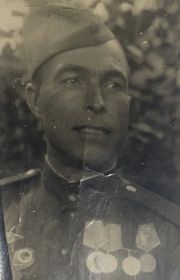 Иван Андреевич в сентябре 1946