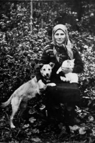 Жена, Сафонова (Ярцева) Анастасия Степановна