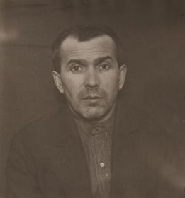 Фотография сделана в года репрессий