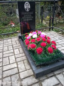 Памятник (наши дни)