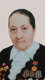 Авдеева (Хусаинова) Лидия Егоровна. Фото 1987года.