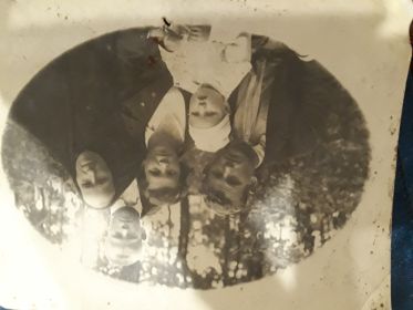 Последняя фотография дяди с семьей перед уходом на службу!