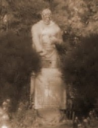 Памятник на братской могиле-1