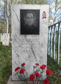 Памятник Зайцеву Георгию, пос.Чаркли