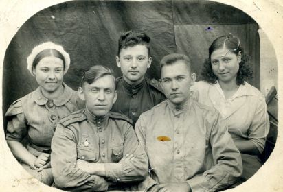 В ВОВ в госпитале. мама говорила, что у одного из солдат не было ног.