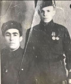 С боевым товарищем Степаном